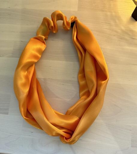Bandana de saten Aurora 